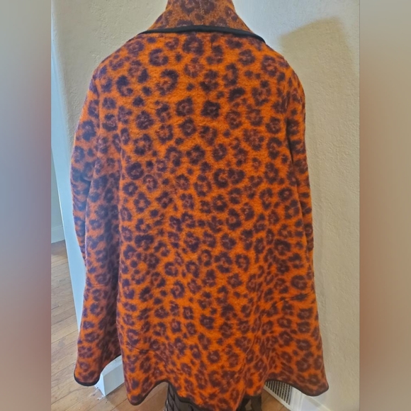 Lola Made In Italy Shawl Collar Sweater - Picture 2 of 3